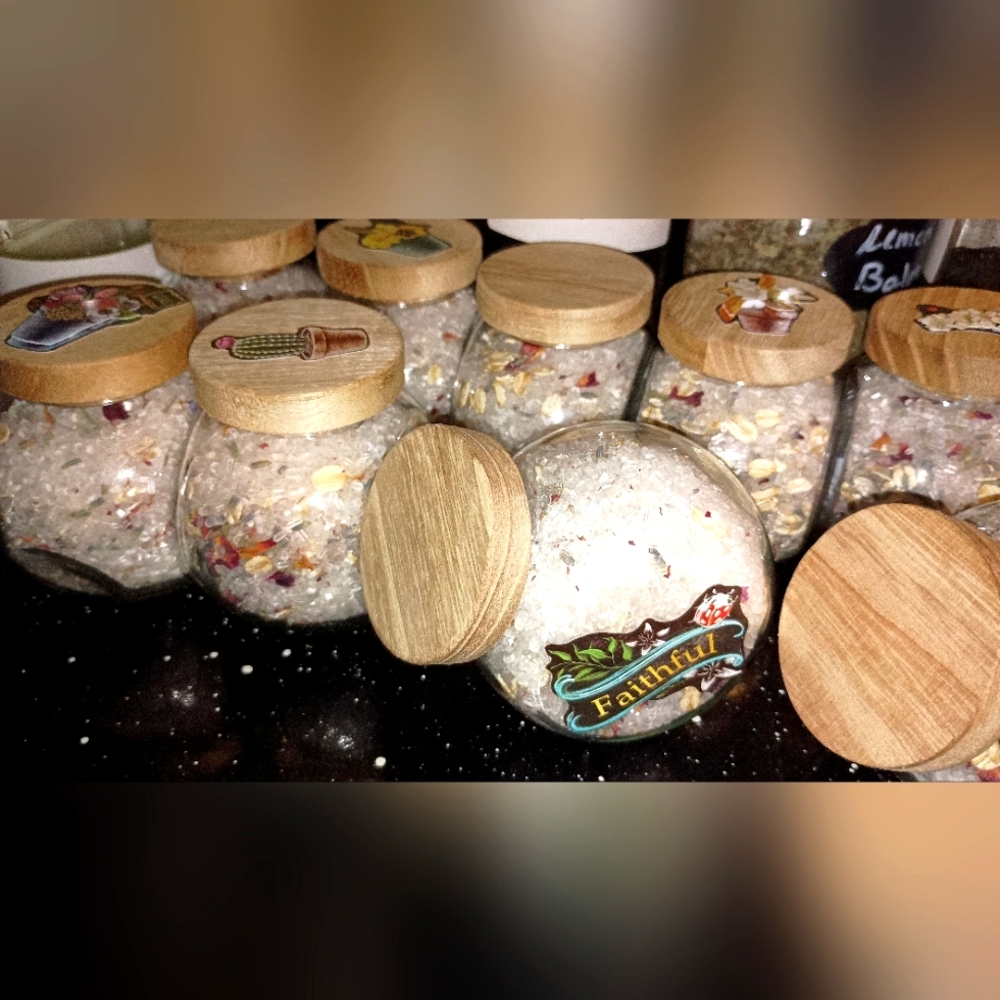 Hand made Goddess herbal bath soaks